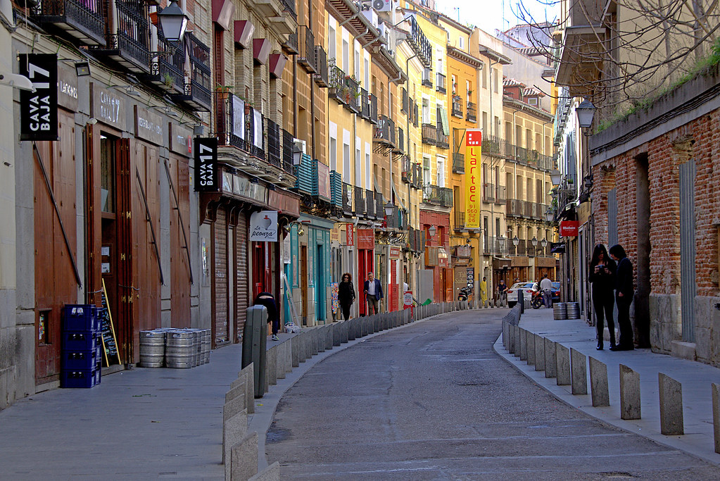 La Calle Cava Baja: De tapas por la Latina